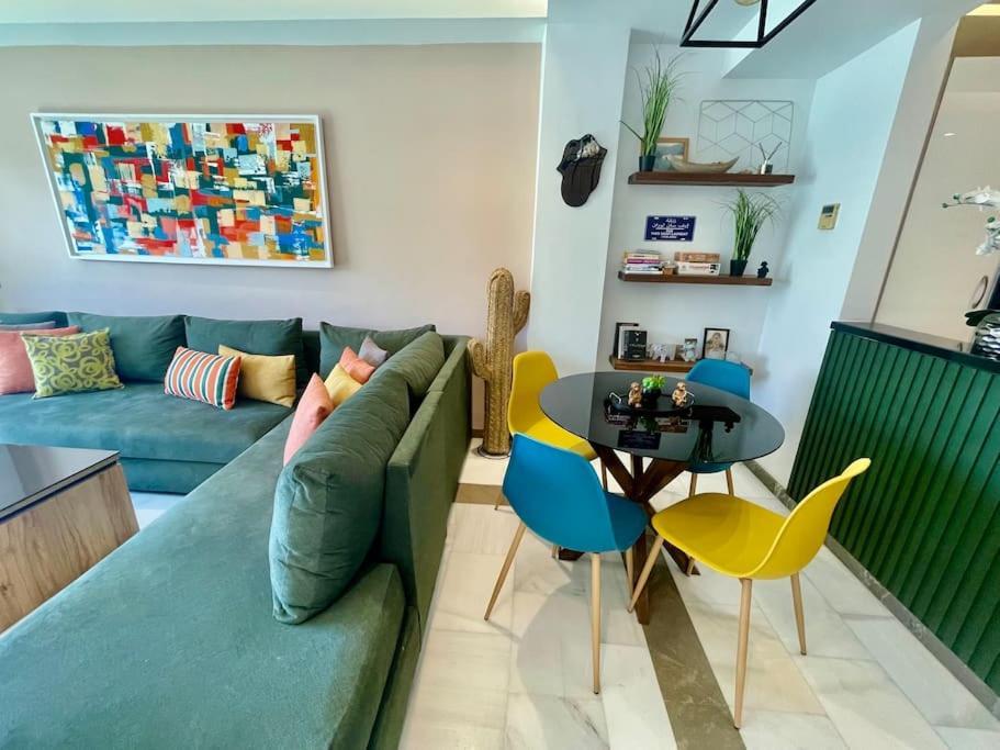 Beachside - Downtown Terrace & Appartement Tanger