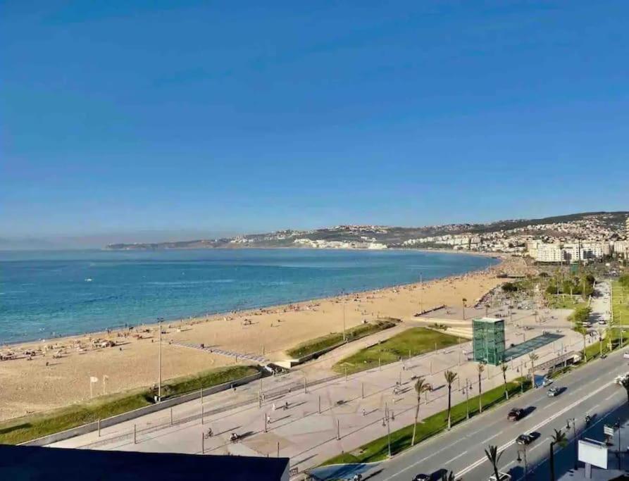 Beachside - Downtown Terrace & Tanger