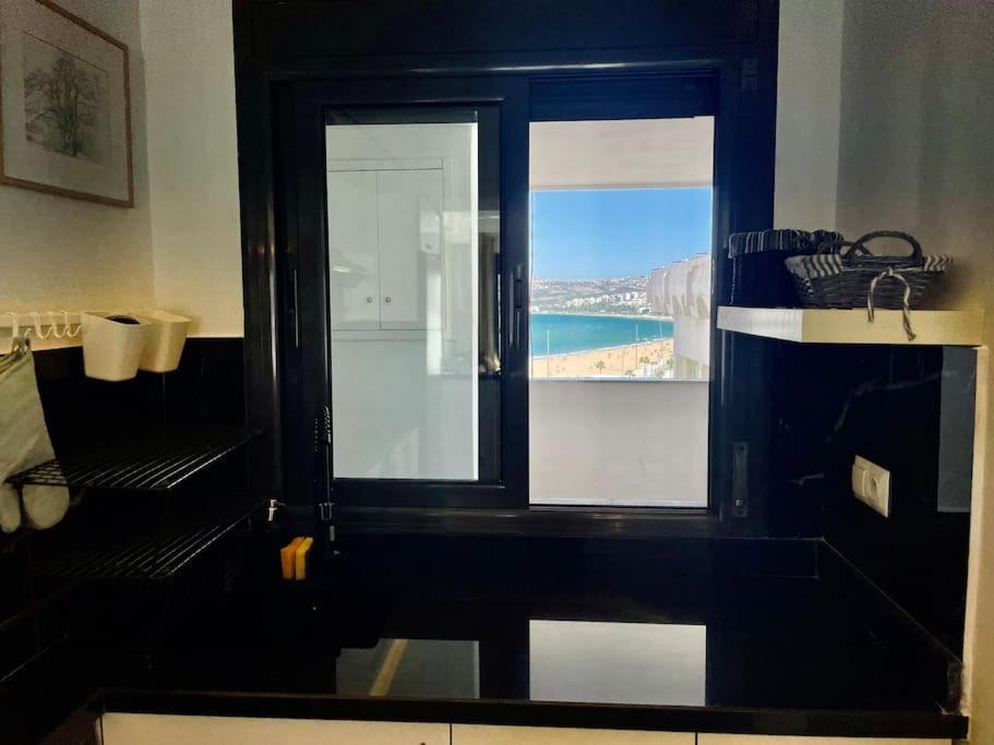 Beachside - Downtown Terrace &