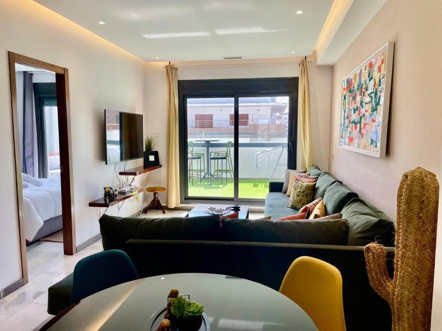 Beachside - Downtown Terrace & Appartement *